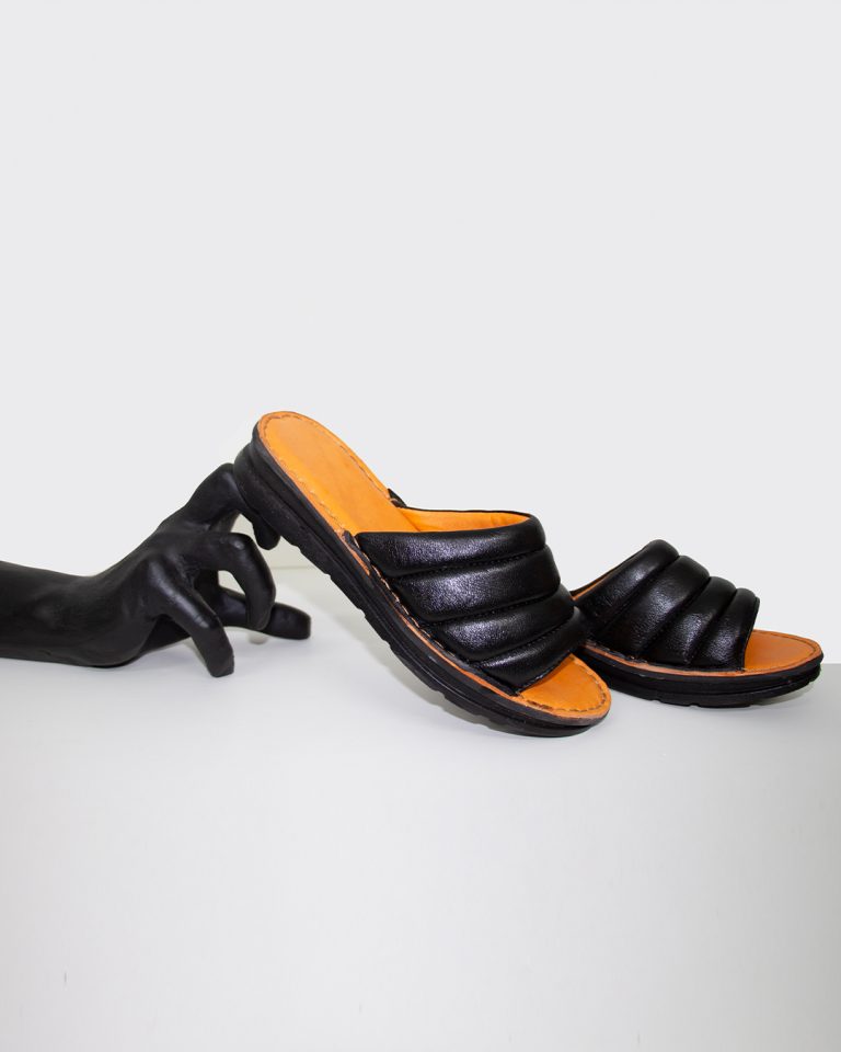 صندل چرمی دست‌دوز زنانه مدل «کلاسیک 103»