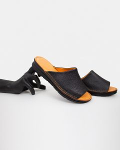 صندل چرمی دست‌دوز زنانه مدل «کلاسیک 105»